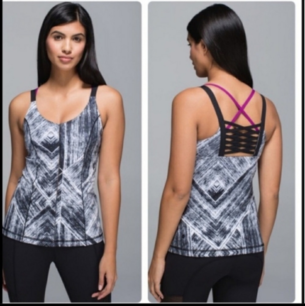 Lululemon hot to street tank